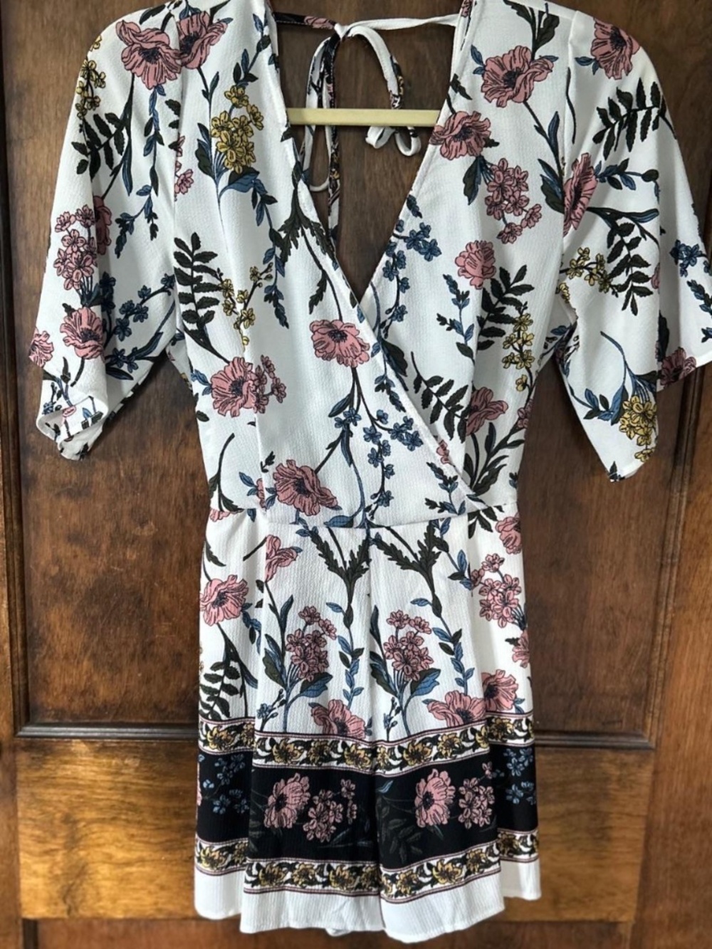 Trixxi Women's floral romper size M medium